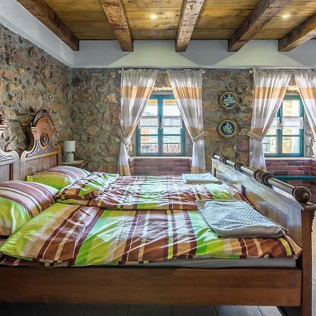 Mediterrane Und Hundefreundliche Mit Privatpool, Grillplatz, Privatparkplatz Bribir (Primorje-Gorski Kotar)