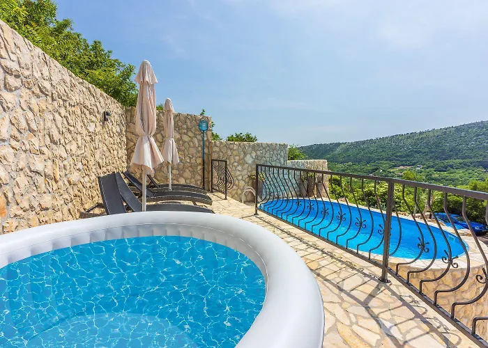 Ferienhaus Mediterrane Und Hundefreundliche Mit Privatpool, Grillplatz, Privatparkplatz Bribir (Primorje-Gorski Kotar)