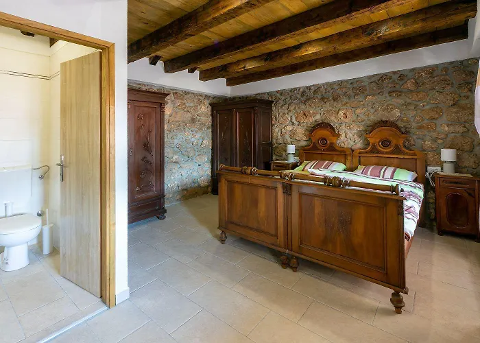 Ferienhaus Mediterrane Und Hundefreundliche Mit Privatpool, Grillplatz, Privatparkplatz Bribir (Primorje-Gorski Kotar)