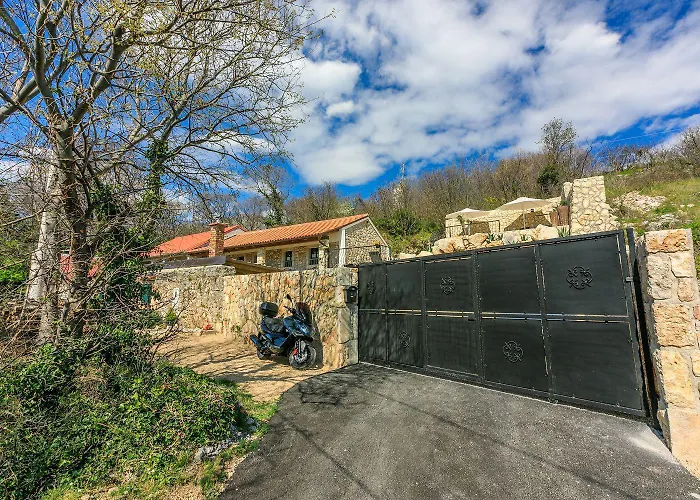 Mediterrane Und Hundefreundliche Mit Privatpool, Grillplatz, Privatparkplatz *