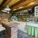 Mediterrane Und Hundefreundliche Mit Privatpool, Grillplatz, Privatparkplatz * Bribir (Primorje-Gorski Kotar)