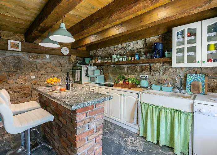 Mediterrane Und Hundefreundliche Mit Privatpool, Grillplatz, Privatparkplatz * Bribir (Primorje-Gorski Kotar)