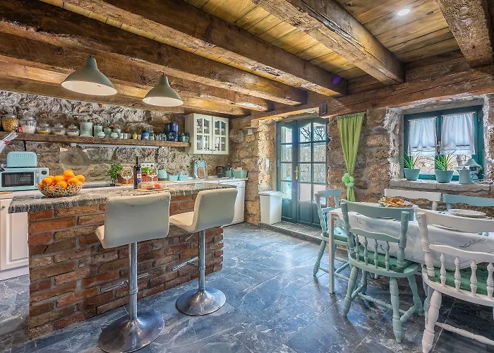 Feriehus Mediterrane Und Hundefreundliche Mit Privatpool, Grillplatz, Privatparkplatz