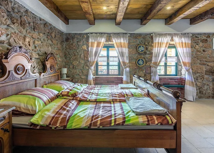 Mediterrane Und Hundefreundliche Mit Privatpool, Grillplatz, Privatparkplatz Bribir (Primorje-Gorski Kotar)